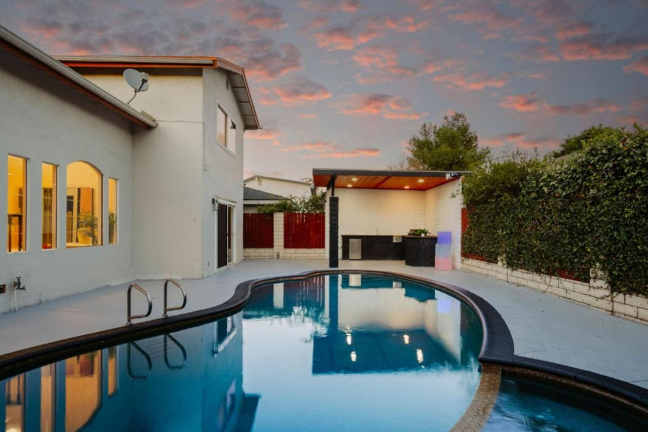 Ferienhaus Designer Dream- Pool And Spa- Game Room- Sleeps 10 Los Angeles
